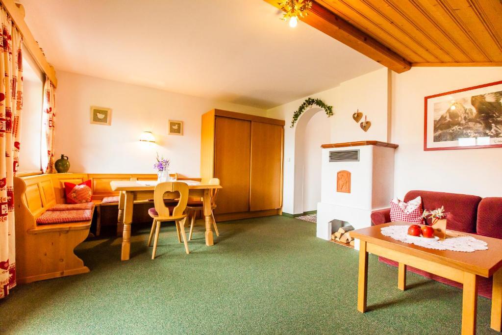 Schottenhof Fulpmes Zimmer foto